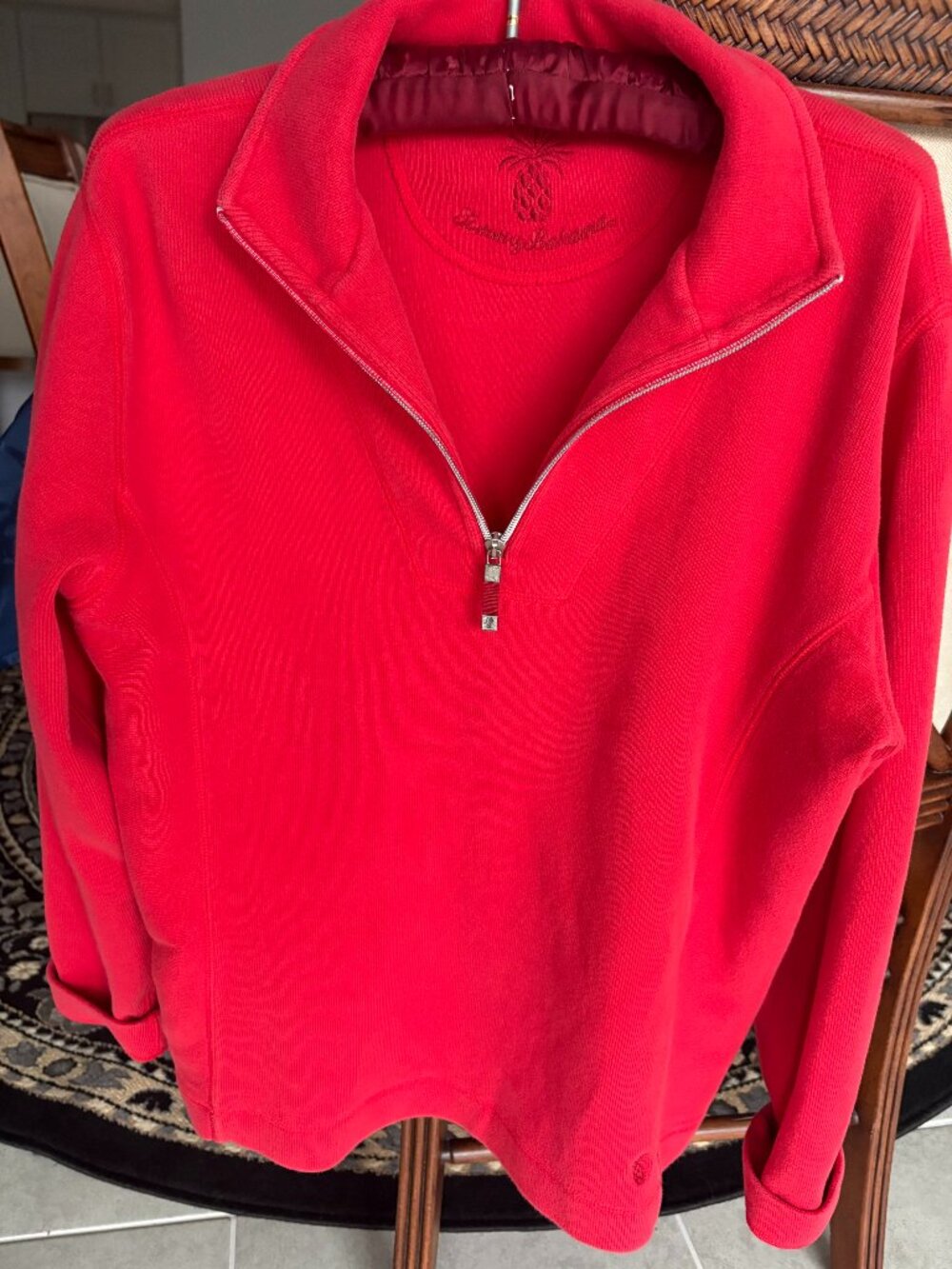Tommy Bahama Red Pullover M